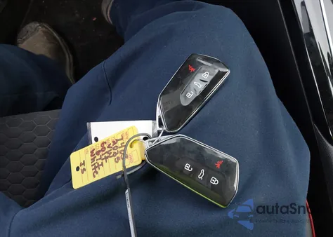 2025 Volkswagen Golf Gti 2.0T Se from USA, damaged, VIN WVWSA7CD4SW235563